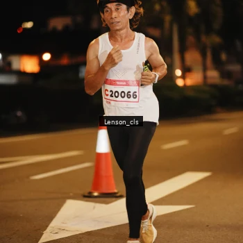 Runner Photo 1749141