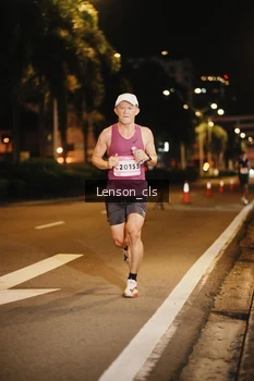 Runner Photo 1749156