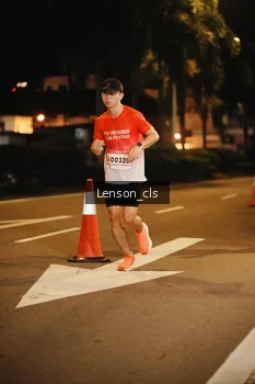 Runner Photo 1749177