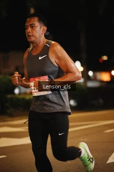 Runner Photo 1749214