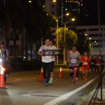 Runner Photo 1749246