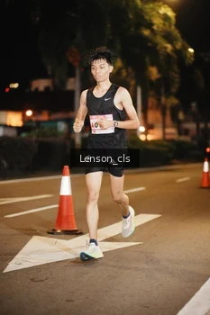 Runner Photo 1749263