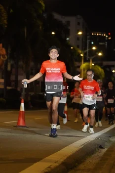 Runner Photo 1749293