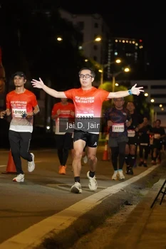 Runner Photo 1749294