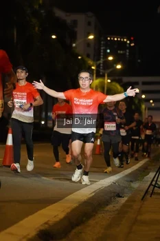 Runner Photo 1749295