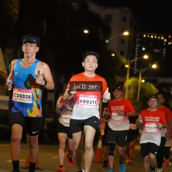 Runner Photo 1749354