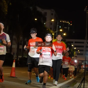 Runner Photo 1749359