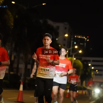 Runner Photo 1749420