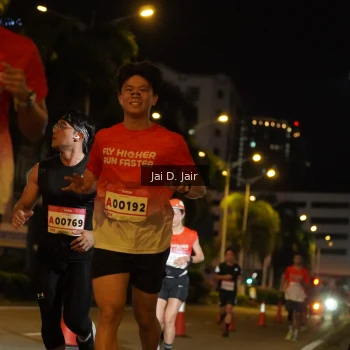 Runner Photo 1749423