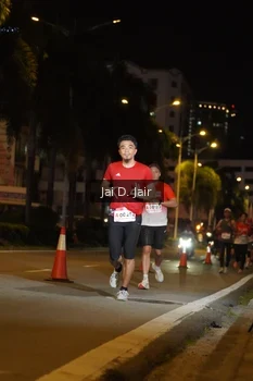Runner Photo 1749441