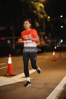 Runner Photo 1749464