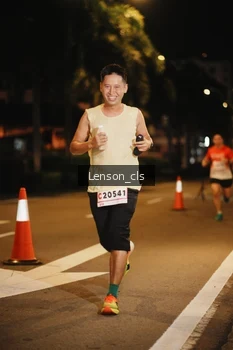 Runner Photo 1749465