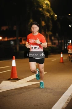 Runner Photo 1749466