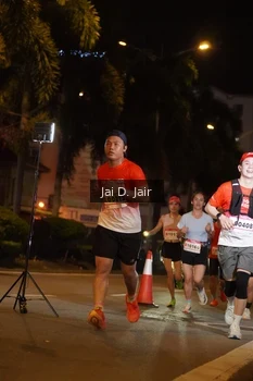Runner Photo 1749469