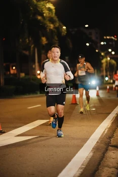Runner Photo 1749479