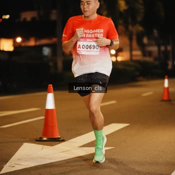 Runner Photo 1749504