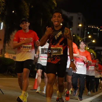 Runner Photo 1749508