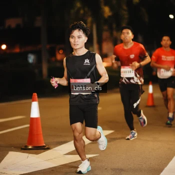 Runner Photo 1749533
