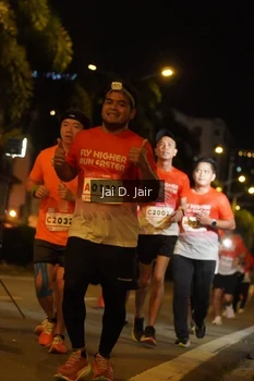 Runner Photo 1749539