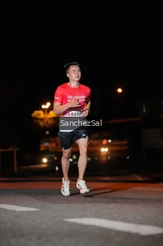 Runner Photo 1749601