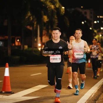 Runner Photo 1749605