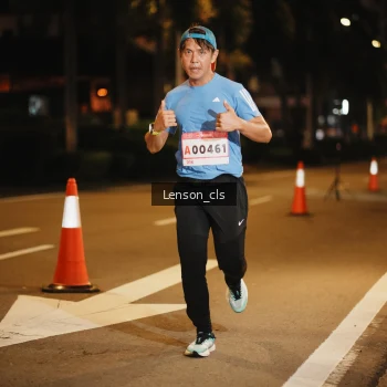 Runner Photo 1749633