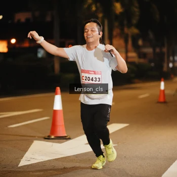 Runner Photo 1749639
