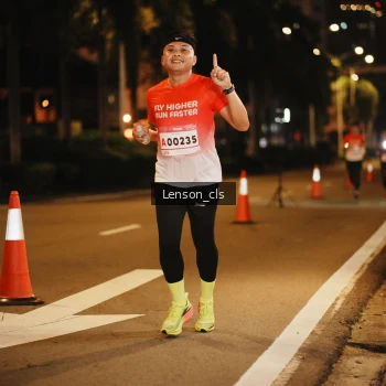 Runner Photo 1749653