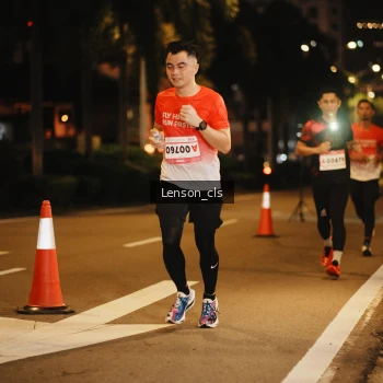 Runner Photo 1749660