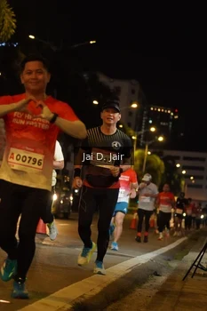 Runner Photo 1749666