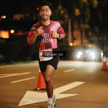 Runner Photo 1749694