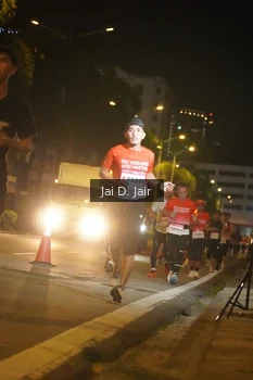 Runner Photo 1749717