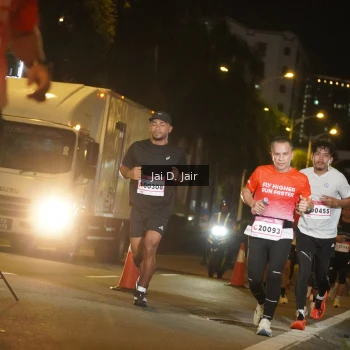 Runner Photo 1749722