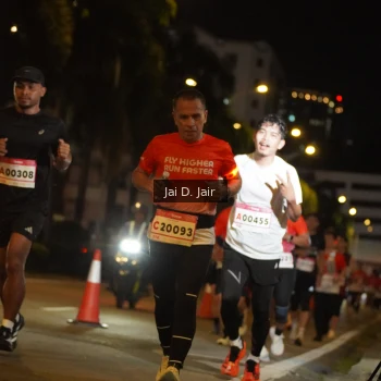 Runner Photo 1749734