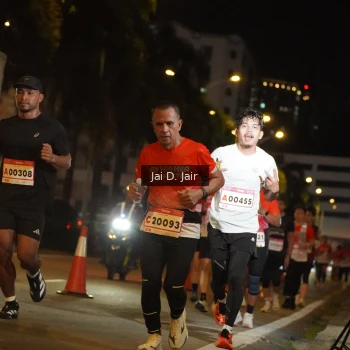 Runner Photo 1749735