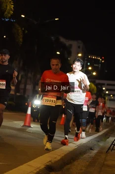 Runner Photo 1749736