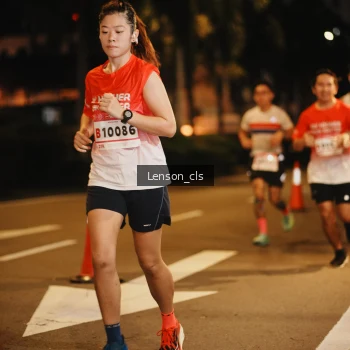 Runner Photo 1749795
