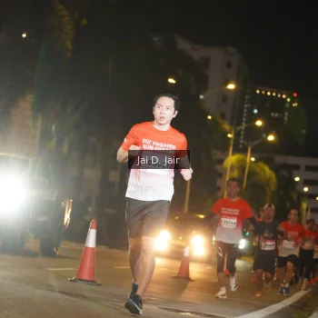 Runner Photo 1749854