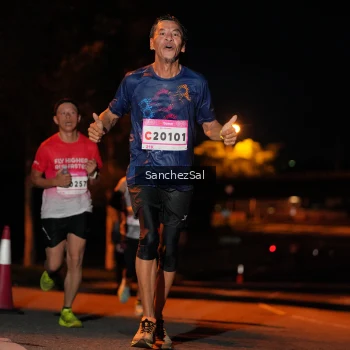 Runner Photo 1749917