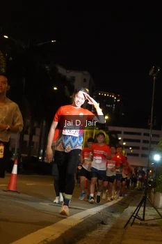 Runner Photo 1750000
