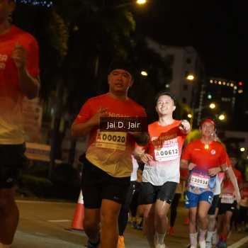 Runner Photo 1750030