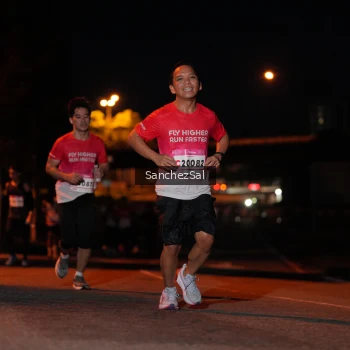 Runner Photo 1750033