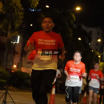 Runner Photo 1750091