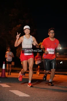 Runner Photo 1750109