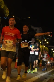 Runner Photo 1750112