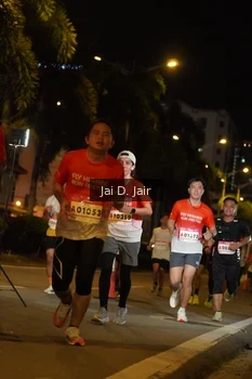 Runner Photo 1750113