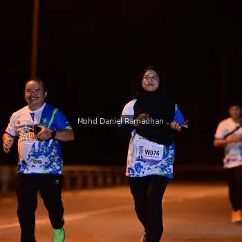 Runner Photo 1750188