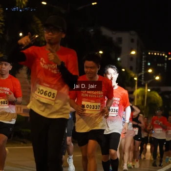 Runner Photo 1750241