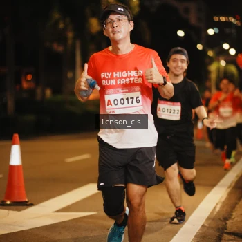 Runner Photo 1750298