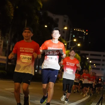 Runner Photo 1750366